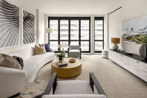 $4,500,000 | 250 West 96th Street, Unit 3A | Upper West Side