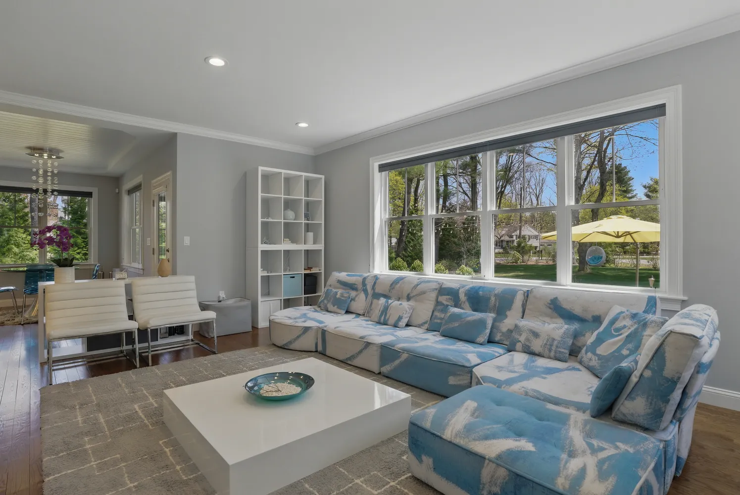 Contact Agent | 186 Concord Road, Bedford, MA 01730