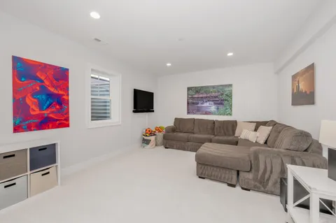 $1,800,000 | 10008 Dickens Avenue, Bethesda, MD 20814