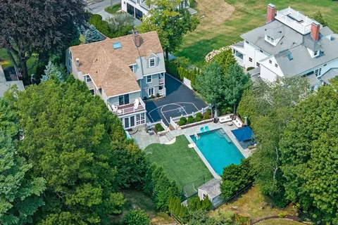 Contact Agent | 59 Harbor Avenue, Marblehead, MA 01945