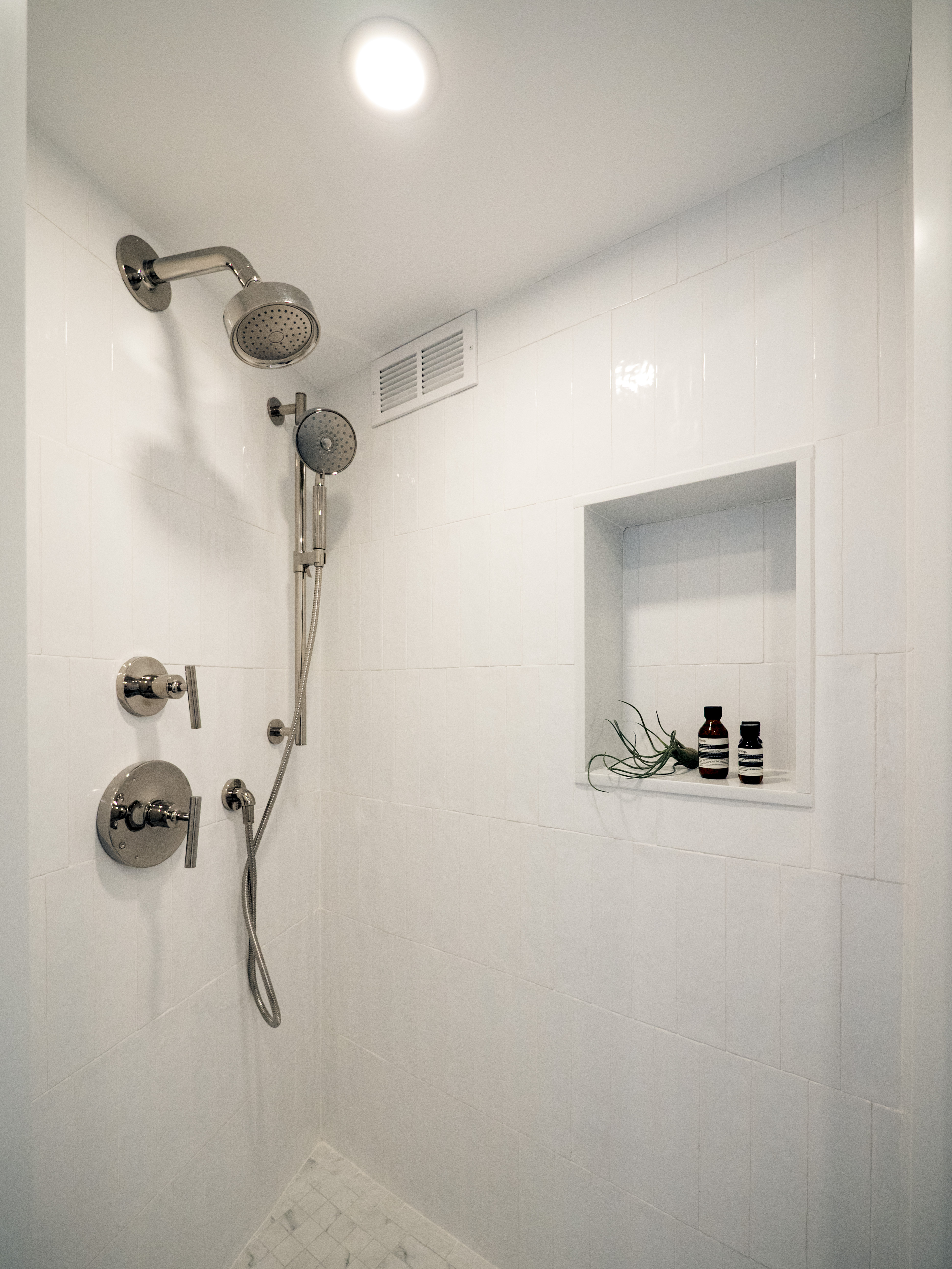 230 Riverside Drive, Unit 14AC Manhattan, NY 10025 - Photo 19 of 30 a bathroom with a shower