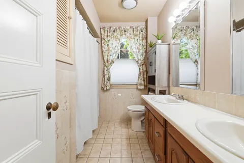 $1,350,000 | 31 Morrison Avenue, Stoneham, MA 02180