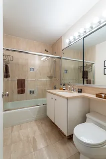 $1,050,000 | 50 East 89th Street, Unit 31C | Upper East Side