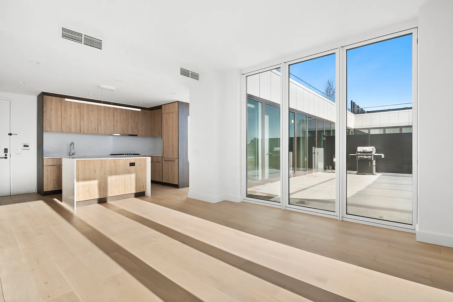 $9,700 | 171 North 1st Street, Unit PHF | Williamsburg