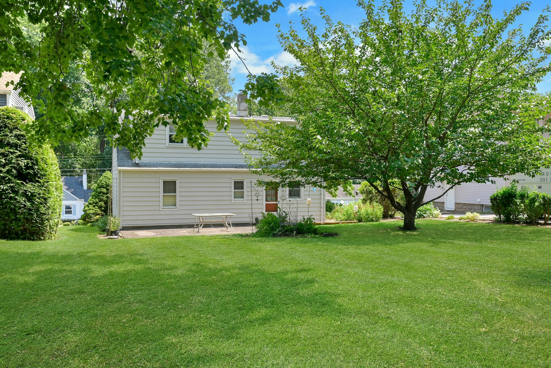725 Millbrook Road River Edge, NJ 07661 - Photo 4 of 4 Gallery Image 4