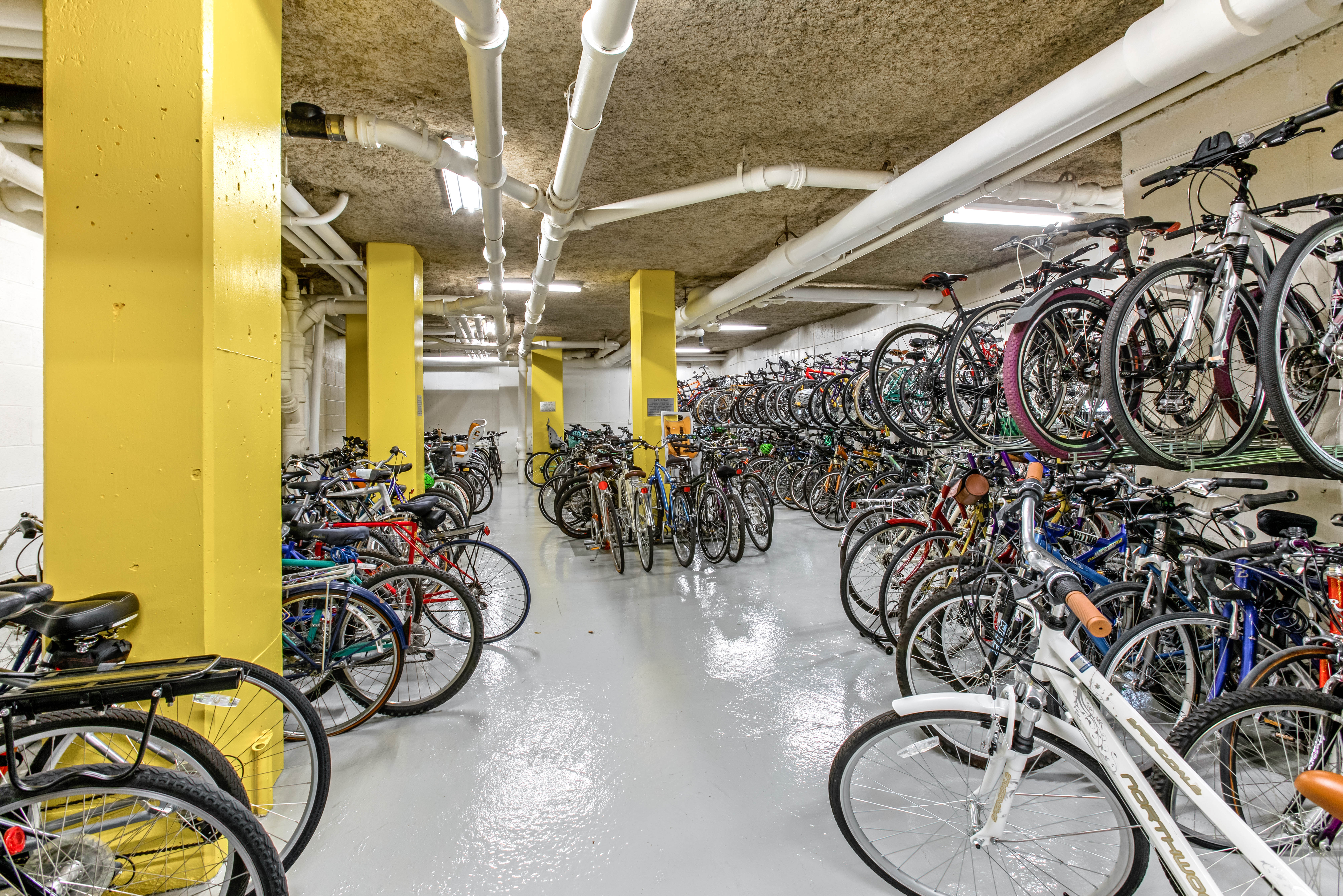 531 Main Street, Unit 509 Manhattan, NY 10044 - Photo 17 of 21