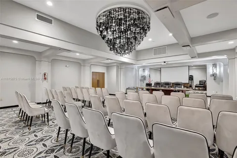 $1,100,000 | 2751 South Ocean Drive, Unit 404N, Hollywood, FL 33019