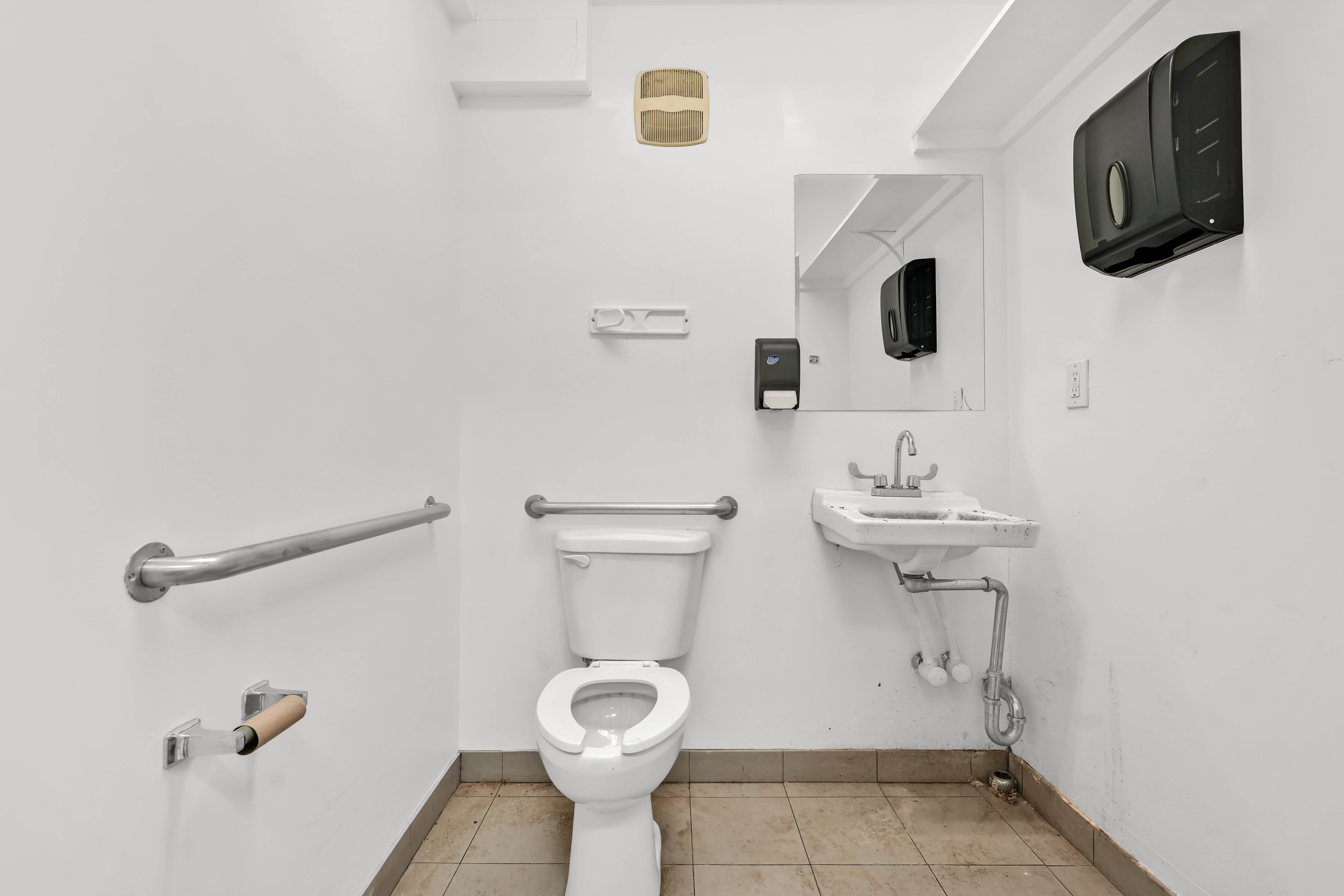 315 East 105th Street, Unit LOWEROFFICESPACE Manhattan, NY 10029 - Photo 16 of 32