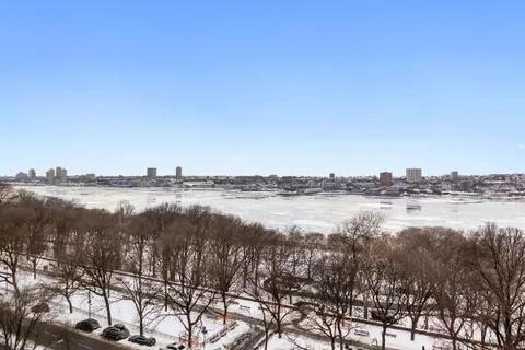$2,395,000 | 360 Riverside Drive, Unit 8A | Upper West Side