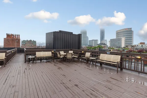 $759,000 | 4 Charlesgate, Unit 106, Boston, MA 02215