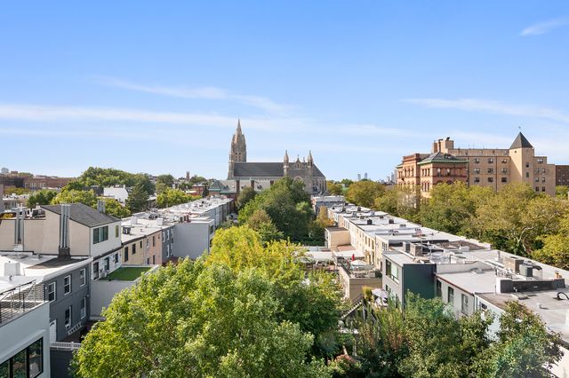 $3,596,935 | 480 Degraw Street, Unit PHA | Carroll Gardens