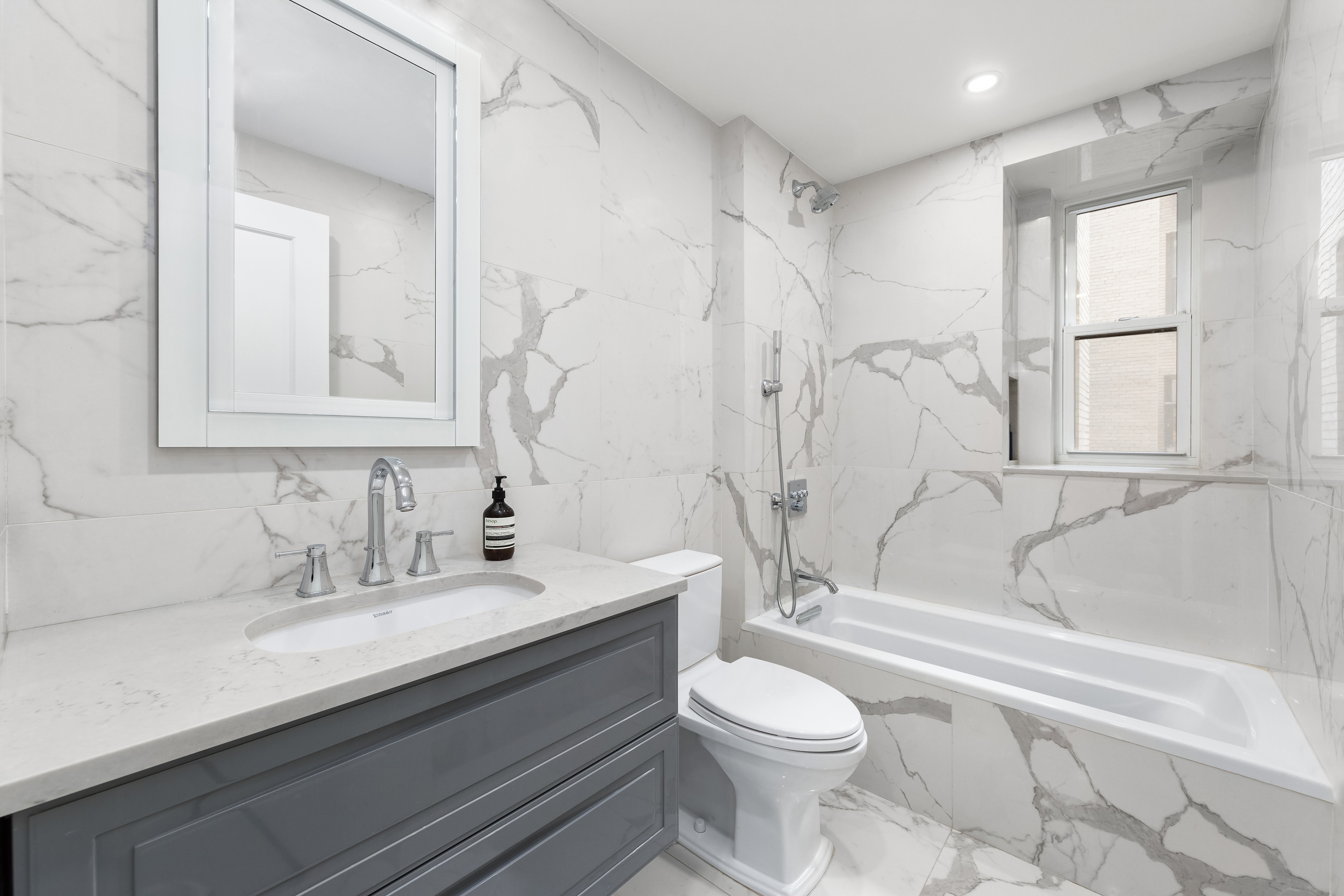 17 East 89th Street, Unit 4B Manhattan, NY 10128 - Photo 13 of 22