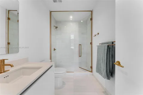 $3,998,000 | 2655 South Bayshore Drive, Unit LPH 2012, Miami, FL 33133