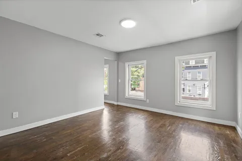 $875,000 | Brinkerhoff Street, Jersey City, NJ 07304