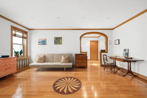 $685,000 | 75 Bank Street, Unit 4B | West Village