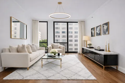 $1,395,000 | 360 East 89th Street, Unit 5C | Upper East Side