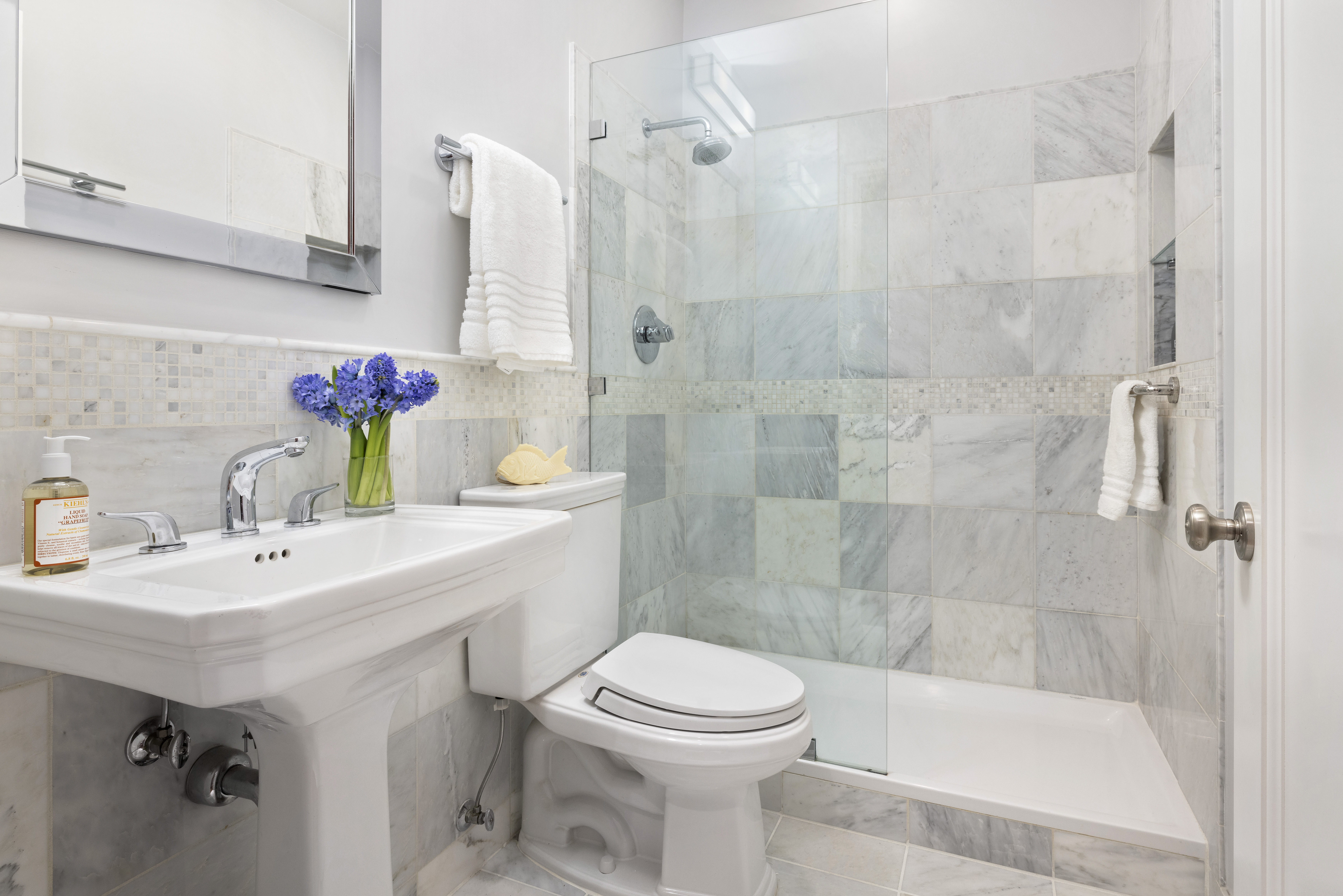 120 East 71st Street Manhattan, NY 10021 - Photo 23 of 26