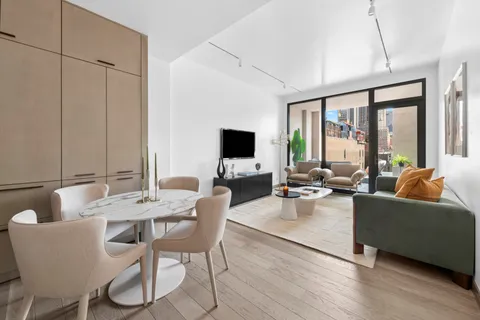 $1,850,000 | 90 Lexington Avenue, Unit 9A | NoMad