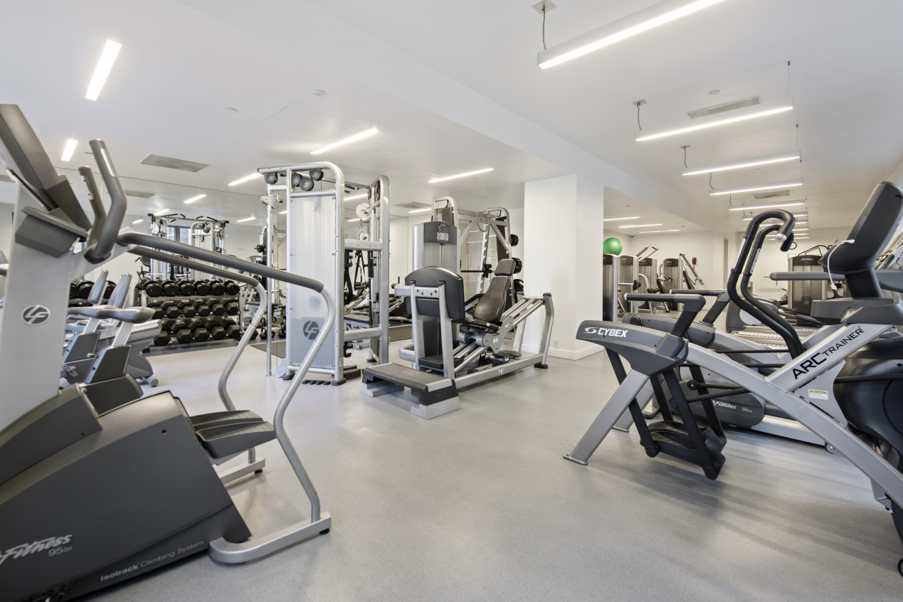 450 East 83rd Street, Unit 23B Manhattan, NY 10028 - Photo 13 of 18 a view of a room with gym equipment