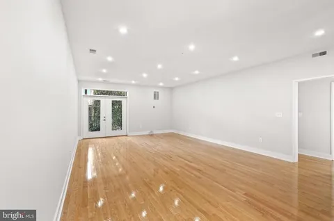 $599,000 | 610 Newton Place Northwest, Unit 4, Washington, DC 20010