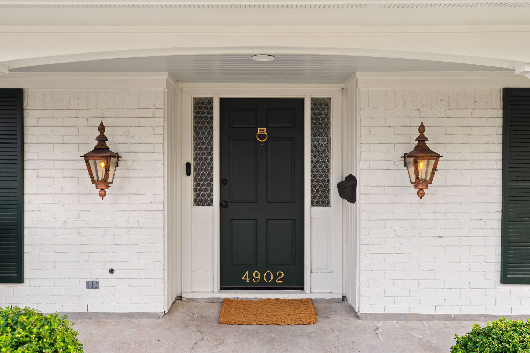 4902 Candleleaf Drive Houston, TX 77018 - Photo 3 of 44