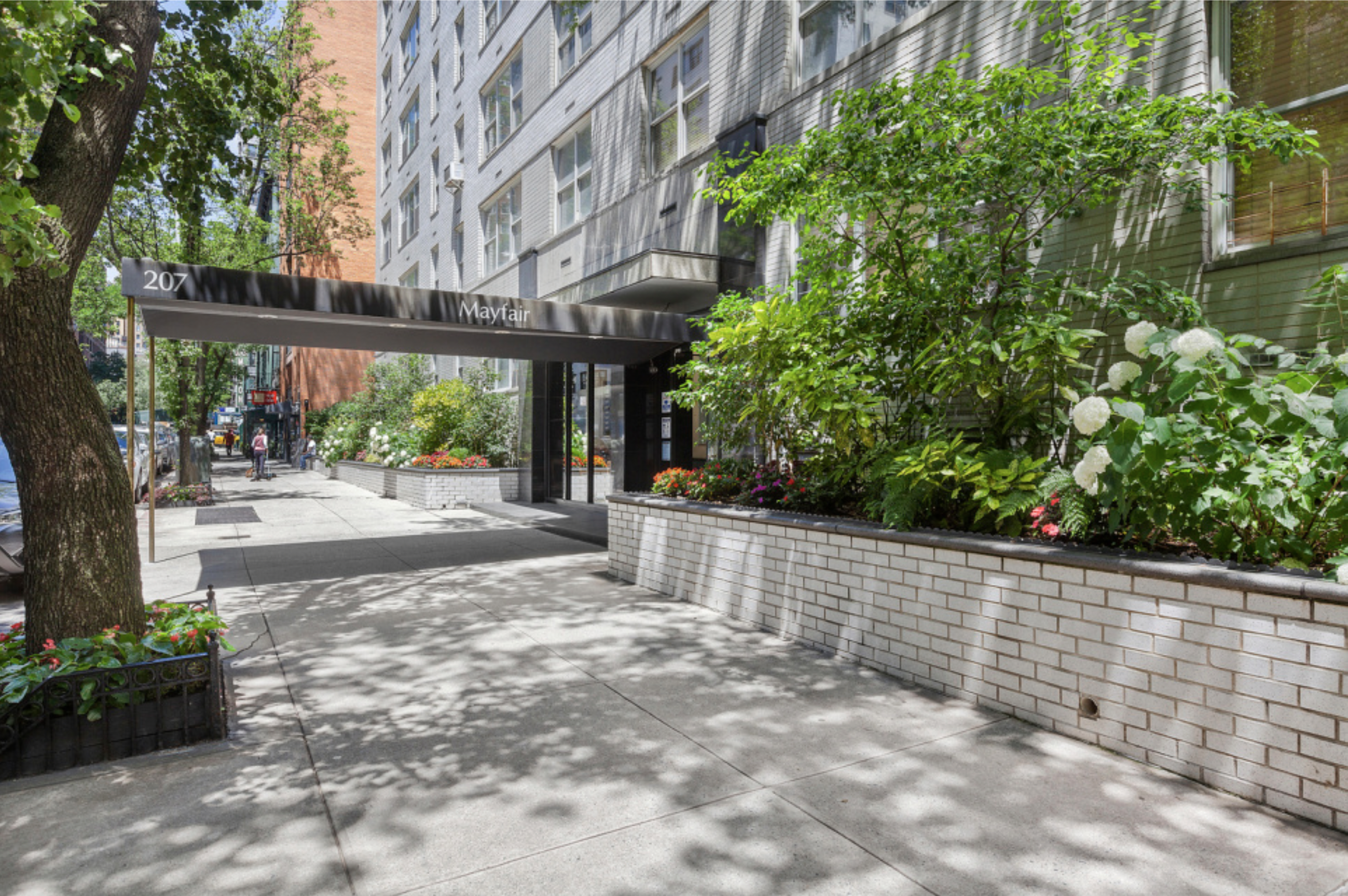 207 East 74th Street, Unit 1L Manhattan, NY 10021 - Photo 8 of 12