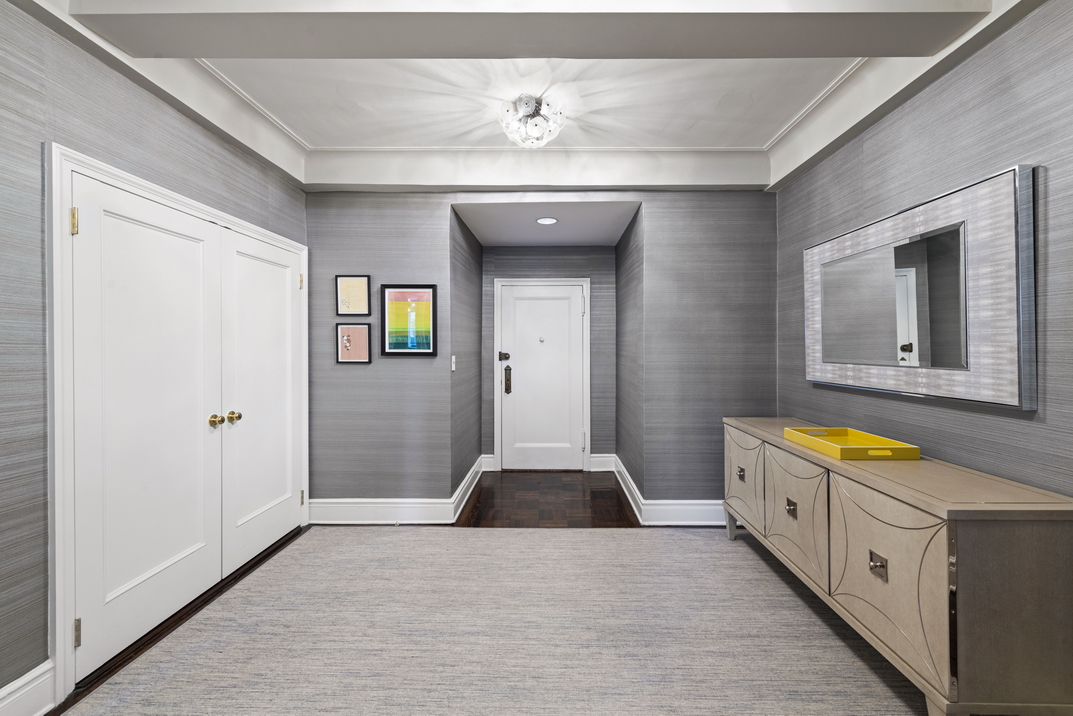 90 Riverside Drive, Unit 6G Manhattan, NY 10024 - Photo 14 of 17