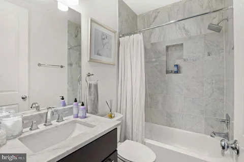 $875,000 | 1223 Kenyon Street Northwest, Unit 3, Washington, DC 20010