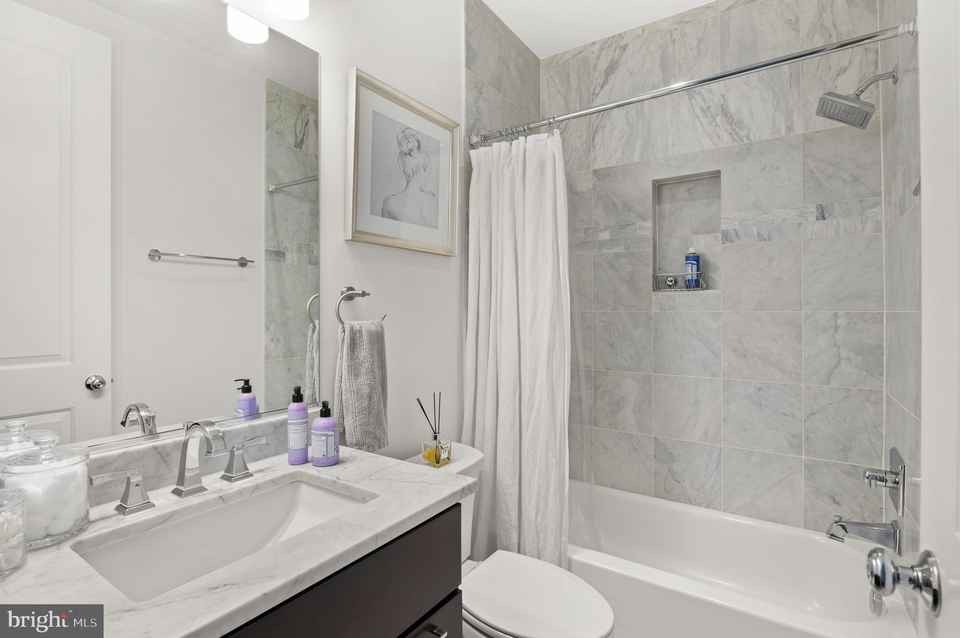 1223 Kenyon Street Northwest, Unit 3 Washington, DC 20010 - Photo 8 of 12