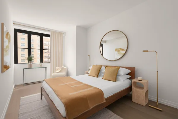 $2,495,000 | 250 West 96th Street, Unit 8F | Upper West Side