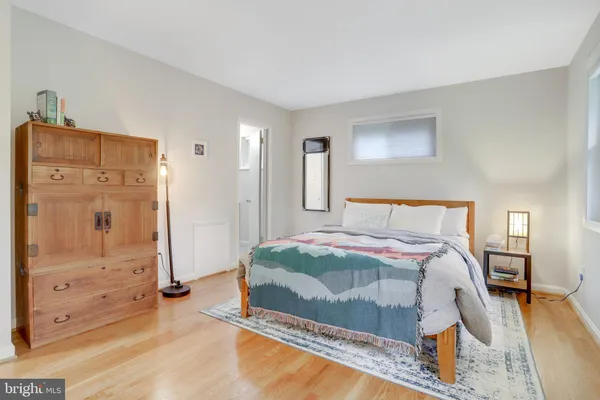 $4,175 | 8805 Menard Court, Alexandria, VA 22309