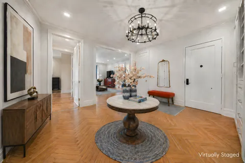 $3,250,000 | 905 West End Avenue, Unit 81 | Upper West Side