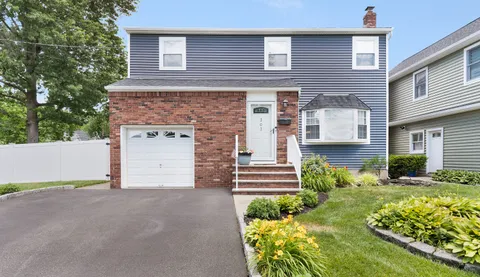 $825,000 | 303 Montague Avenue, Scotch Plains, NJ 07076