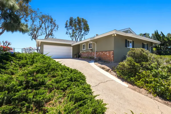 $1,295,000 | 4543 Peak Court, La Mesa, CA 91941