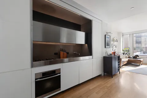 $969,000 | 15 William Street, Unit 10C | Financial District