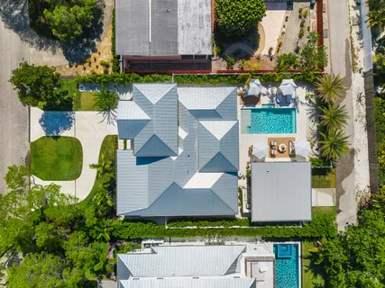 $5,900,000 | 757 Broad Court South, Naples, FL 34102