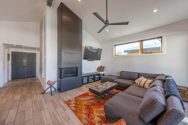 $3,900,000 | 667 East Kelly Avenue, Jackson, WY 83001