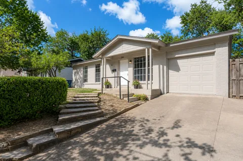 $489,888 | 2704 Carnarvon Lane, Austin, TX 78704
