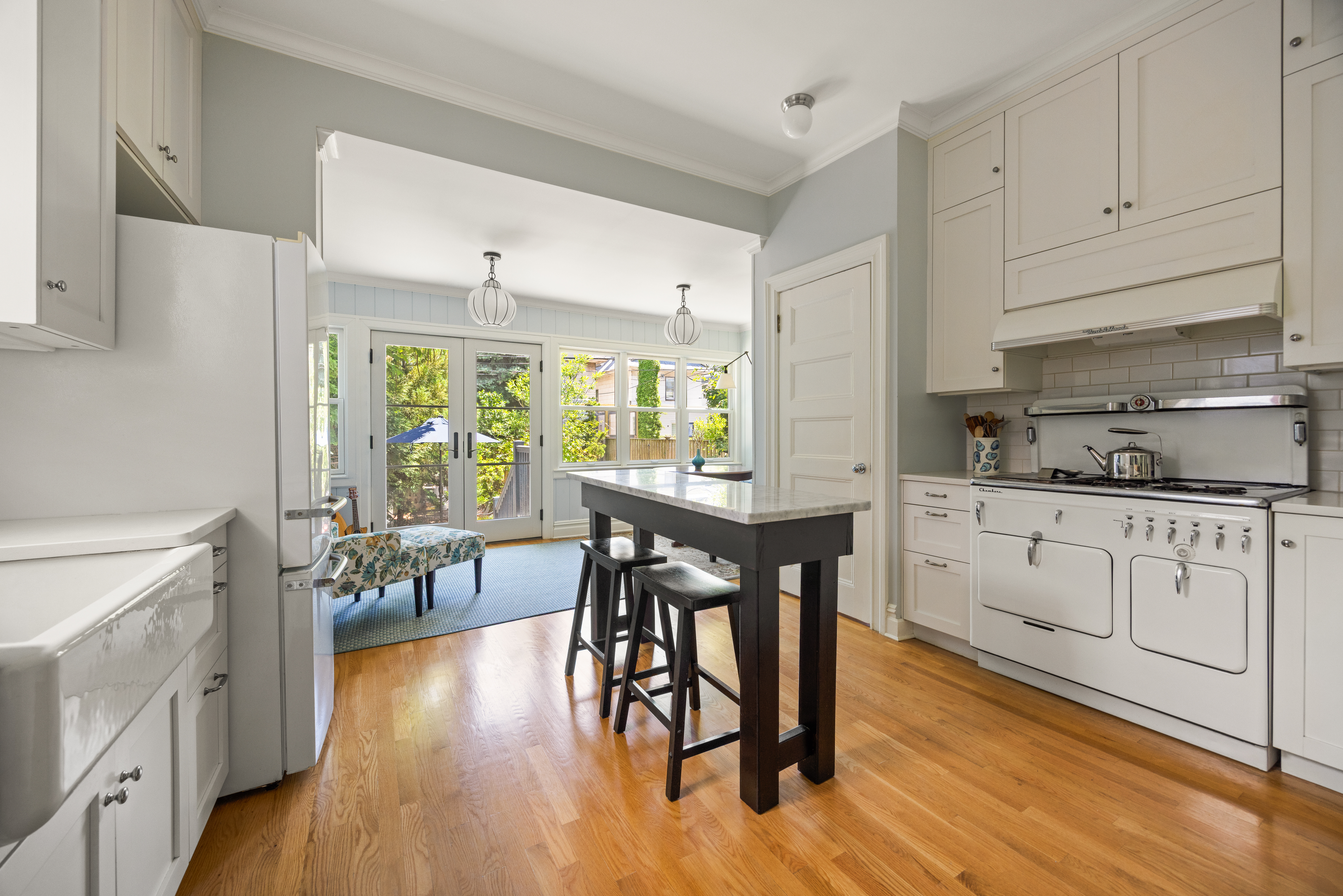 515 East 3rd Street Brooklyn, NY 11218 - Photo 9 of 27