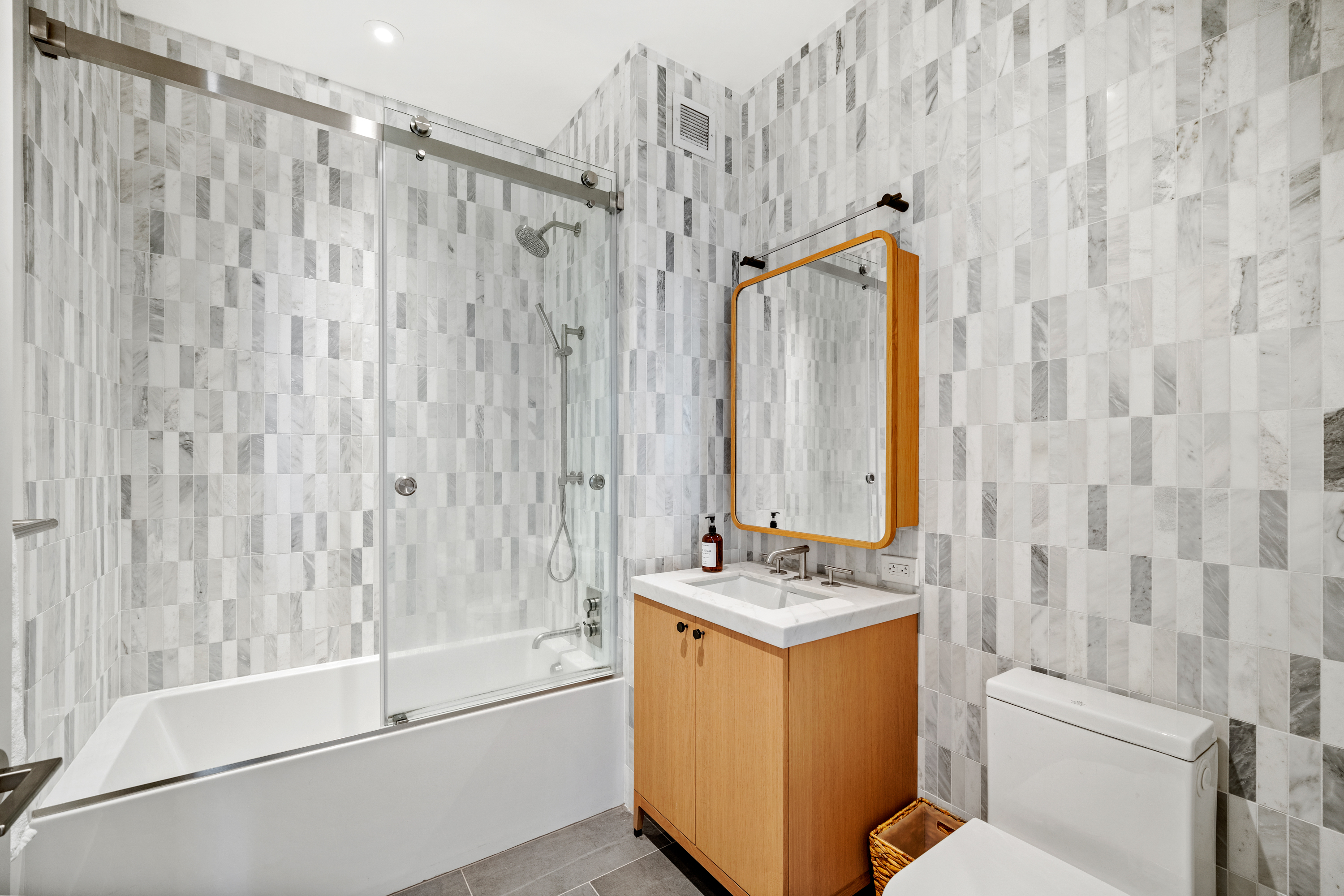 180 Front Street, Unit 14B Brooklyn, NY 11201 - Photo 10 of 19