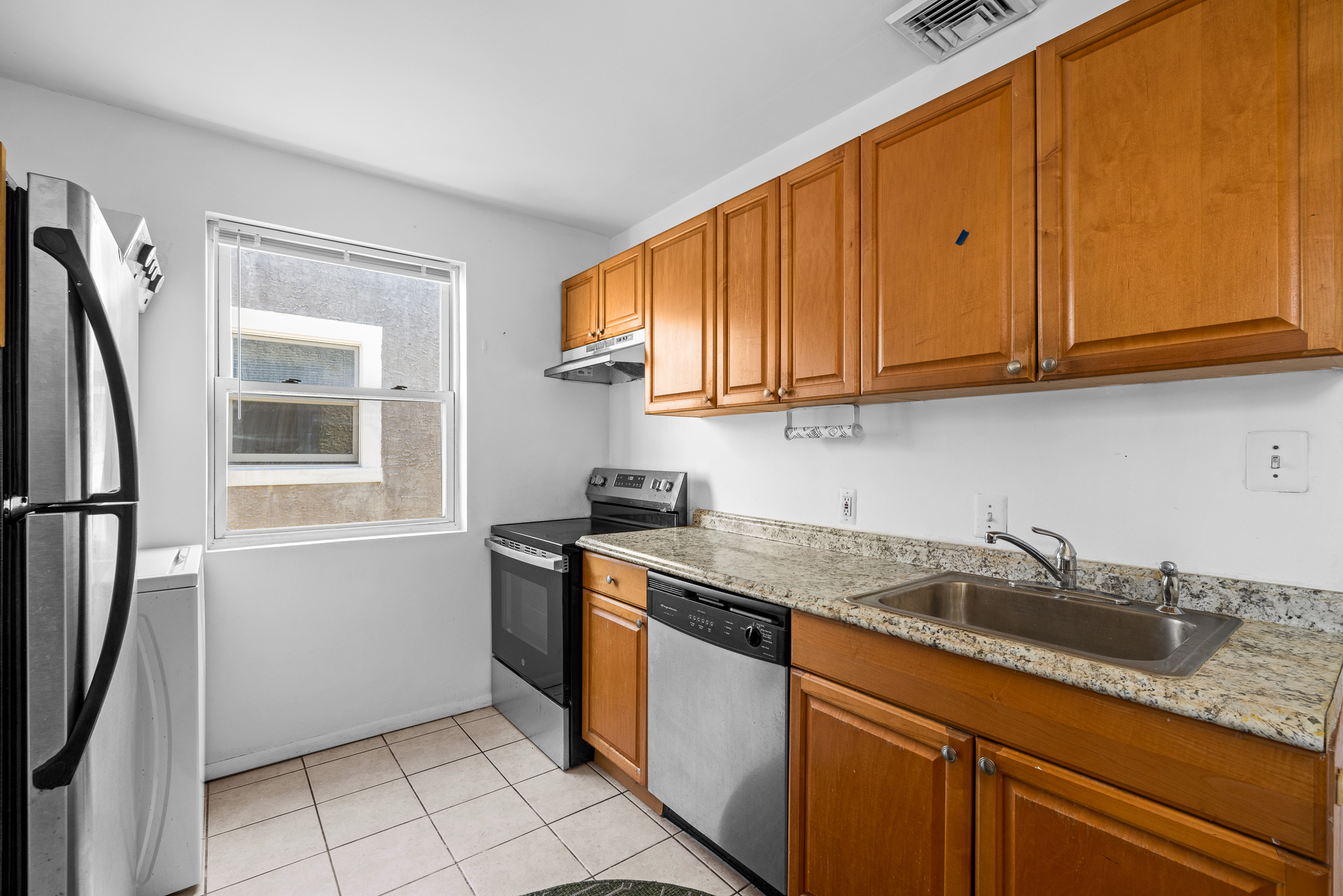 4617 Locust Street Philadelphia, PA 19139 - Photo 4 of 13