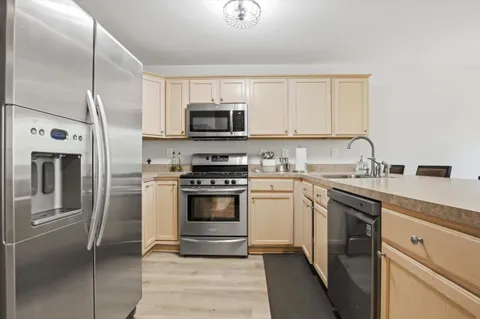 $530,000 | 325 Green View Court, Plymouth Meeting, PA 19462