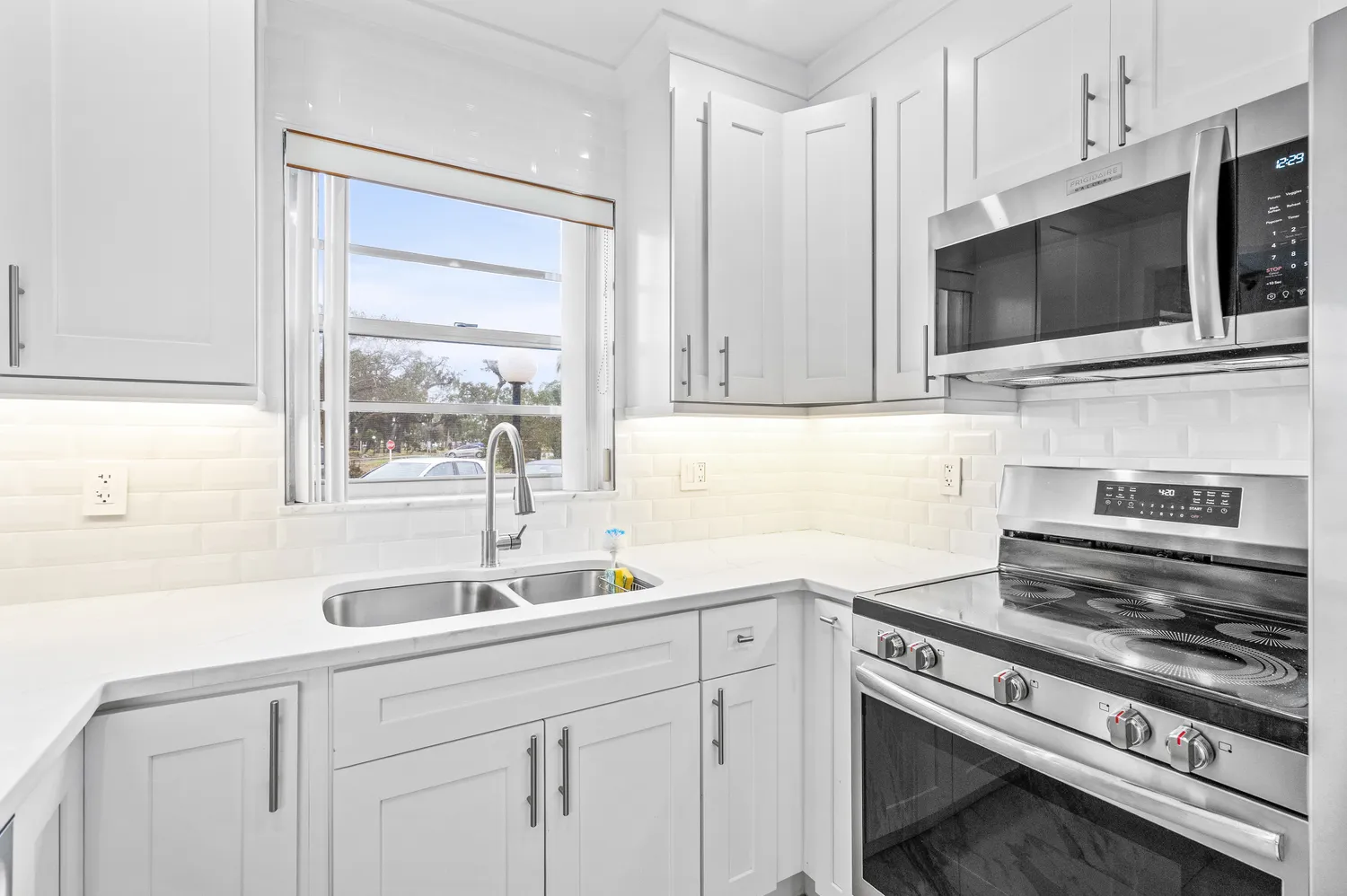 $185,000 | 57 Woodland Drive, Unit 101, Vero Beach, FL 32962