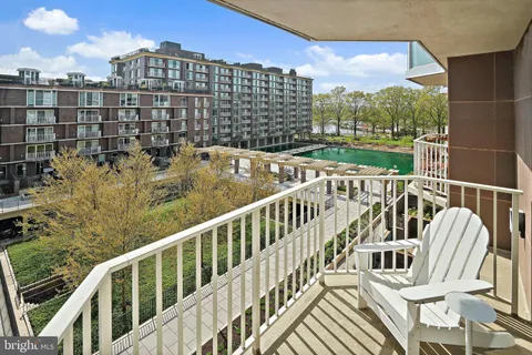 $389,900 | 510 N Street Southwest, Unit N422, Washington, DC 20024