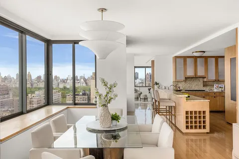$11,800,000 | 111 West 67th Street, Unit 28DEF | Upper West Side