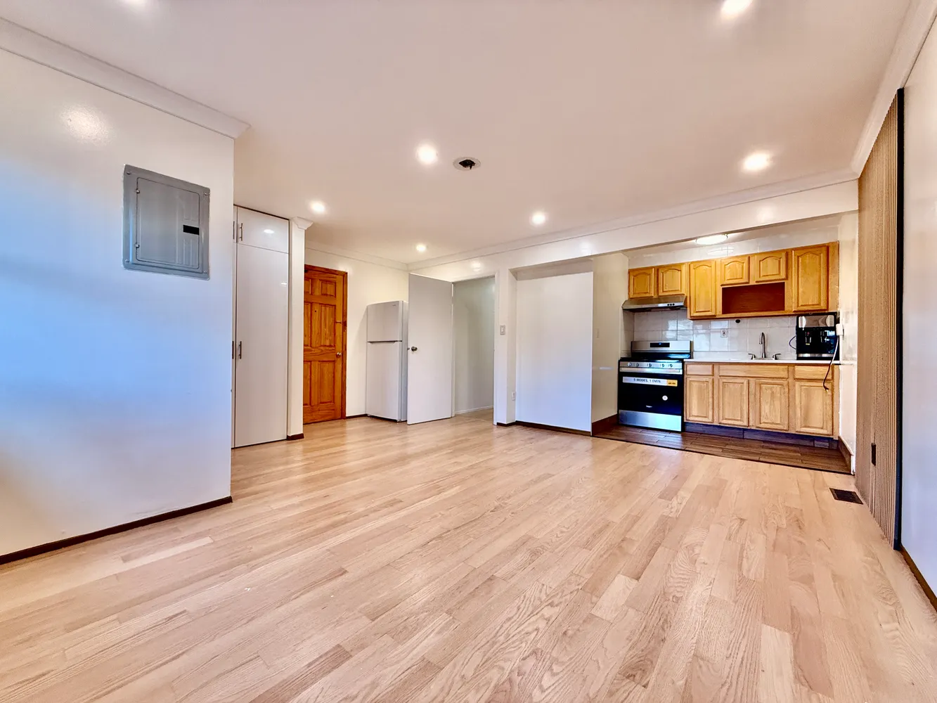 $3,700 | 1699 11th Avenue, Unit 2 | Windsor Terrace