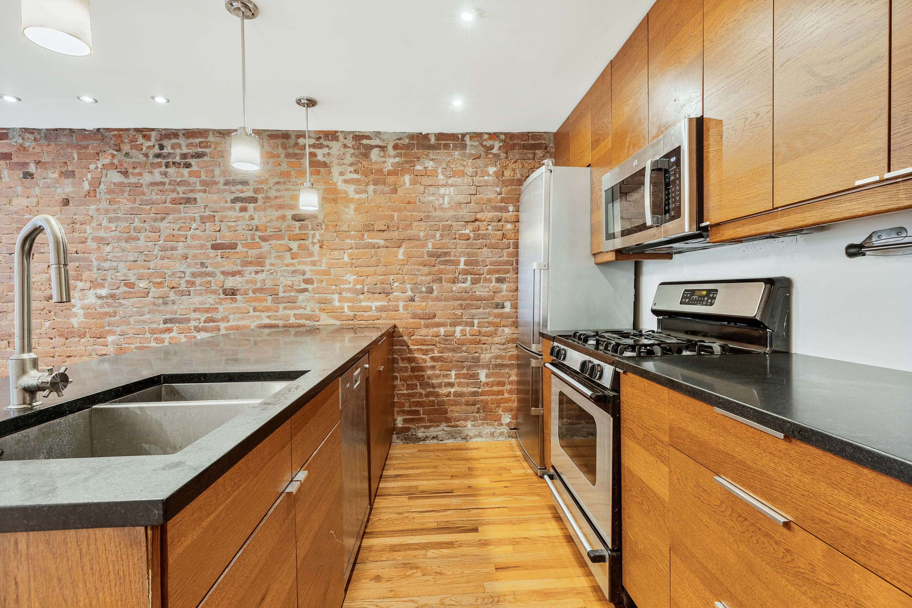 29 West 131st Street, Unit 1 Manhattan, NY 10037 - Photo 2 of 8