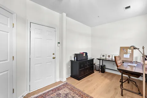 $485,000 | 21762 Dragons Green Square, Ashburn, VA 20147