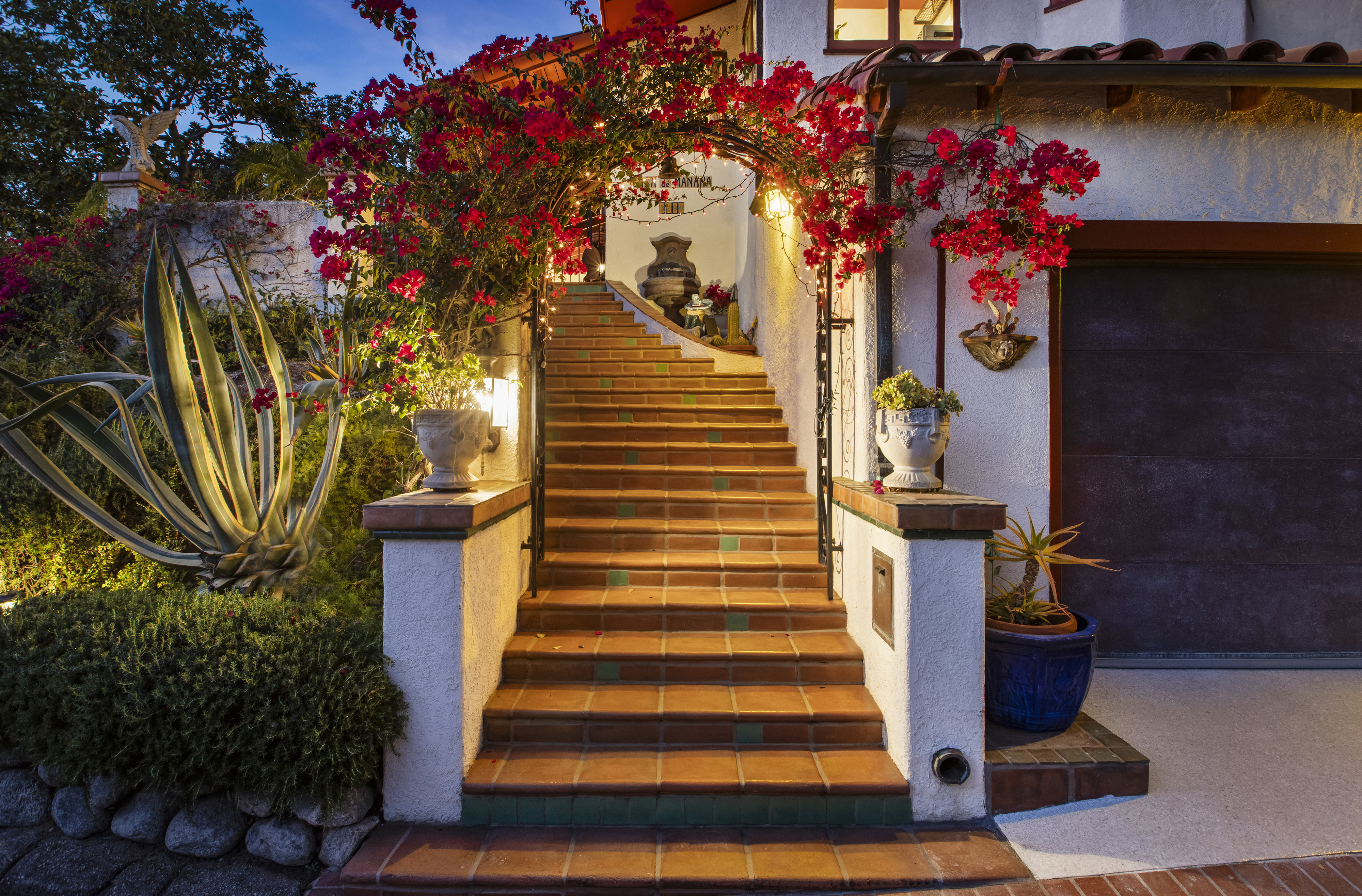 3290 Buckingham Road Glendale, CA 91206 - Photo 8 of 69