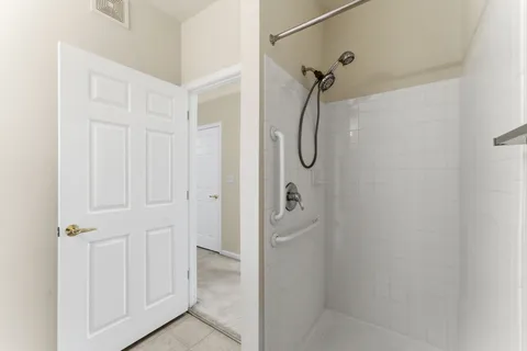 $277,854 | 14241 Kings Crossing Boulevard, Unit 411, Boyds, MD 20841